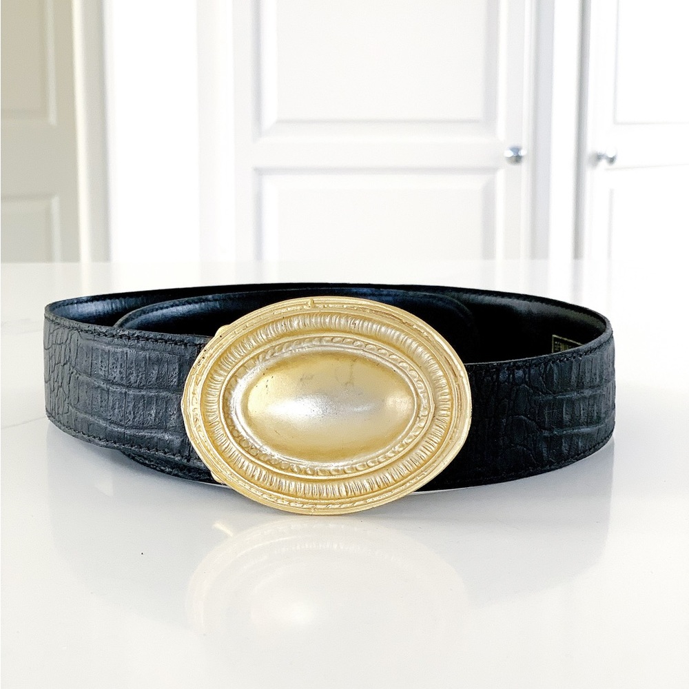 Exclusive Crocodile Pattern Italian Leather Belt With Gold Toned Oval Bu…